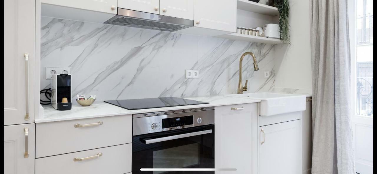 Amazing And New Apartment Five Minutes From Gran Via 马德里 外观 照片